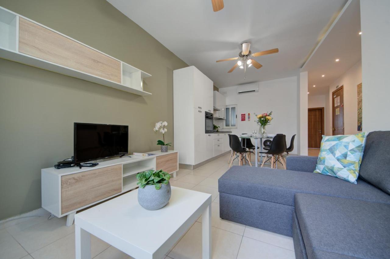 Azure Haven - Gzira Apartments And Penthouse By Shortletsmalta Екстер'єр фото