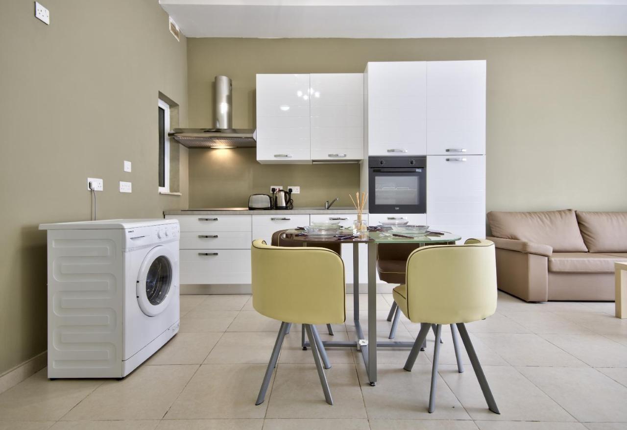 Azure Haven - Gzira Apartments And Penthouse By Shortletsmalta Екстер'єр фото