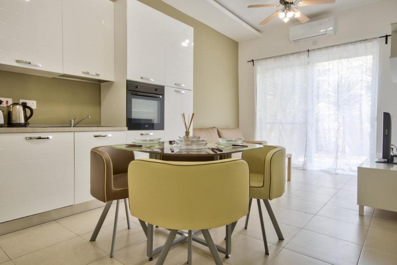 Azure Haven - Gzira Apartments And Penthouse By Shortletsmalta Екстер'єр фото