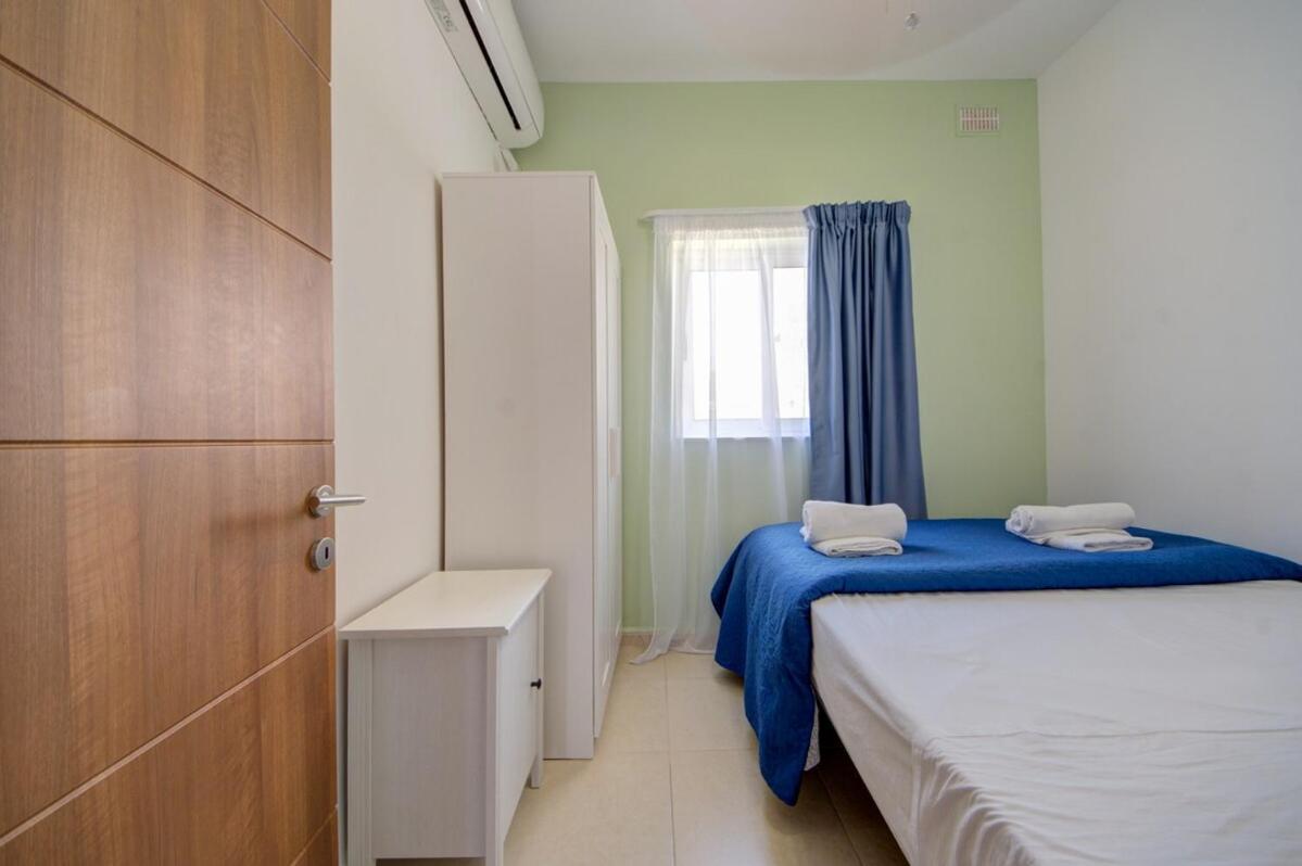 Azure Haven - Gzira Apartments And Penthouse By Shortletsmalta Номер фото